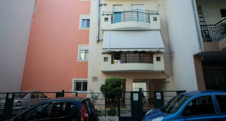 Τραγωδία στο Ιλιον: Την Πέμπτη η κηδεία του 2,5χρονου αγοριού | Προσπάθησε να απεγκλωβιστεί