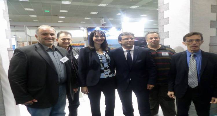 &Kappa;&epsilon;&rho;&delta;ί&zeta;&epsilon;&iota; &tau;&iota;&sigmaf; &epsilon;&nu;&tau;&upsilon;&pi;ώ&sigma;&epsilon;&iota;&sigmaf; &eta; &Lambda;ή&mu;&nu;&omicron;&sigmaf; &sigma;&tau;&eta;&nu; 32&eta; &laquo;Philoxenia&raquo; (photos)