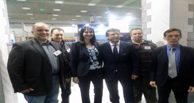 &Kappa;&epsilon;&rho;&delta;ί&zeta;&epsilon;&iota; &tau;&iota;&sigmaf; &epsilon;&nu;&tau;&upsilon;&pi;ώ&sigma;&epsilon;&iota;&sigmaf; &eta; &Lambda;ή&mu;&nu;&omicron;&sigmaf; &sigma;&tau;&eta;&nu; 32&eta; &laquo;Philoxenia&raquo; (photos)