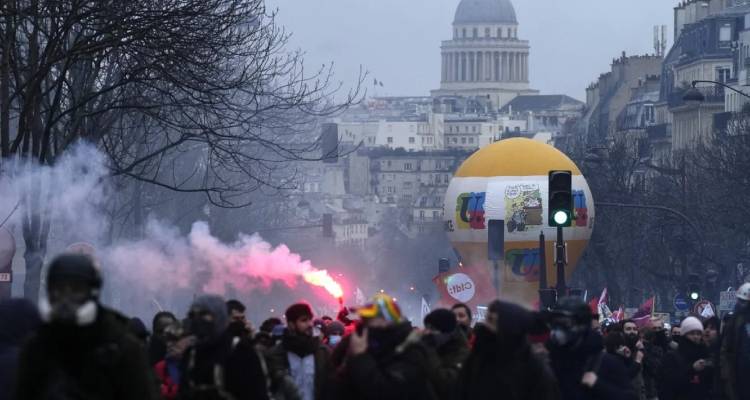 &Gamma;&alpha;&lambda;&lambda;ί&alpha;: &laquo;&Nu;&alpha;&iota;&raquo; &tau;&eta;&sigmaf; &Gamma;&epsilon;&rho;&omicron;&upsilon;&sigma;ί&alpha;&sigmaf; &sigma;&tau;&eta;&nu; &alpha;&mu;&phi;&iota;&lambda;&epsilon;&gamma;ό&mu;&epsilon;&nu;&eta; &mu;&epsilon;&tau;&alpha;&rho;&rho;ύ&theta;&mu;&iota;&sigma;&eta; &tau;&omicron;&upsilon; &sigma;&upsilon;&nu;&tau;&alpha;&xi;&iota;&omicron;&delta;&omicron;&tau;&iota;&kappa;&omicron;ύ | &Sigma;&upsilon;&nu;&epsilon;&chi;ί&zeta;&omicron;&nu;&tau;&alpha;&iota; &omicron;&iota; &kappa;&iota;&nu;&eta;&tau;&omicron;&pi;&omicron;&iota;ή&sigma;&epsilon;&iota;&sigmaf;
