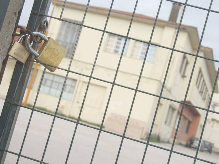 Οι γονείς της Βορειοανατολικής Λήμνου κλείνουν αύριο τα σχολεία της Περιφέρειας τους.