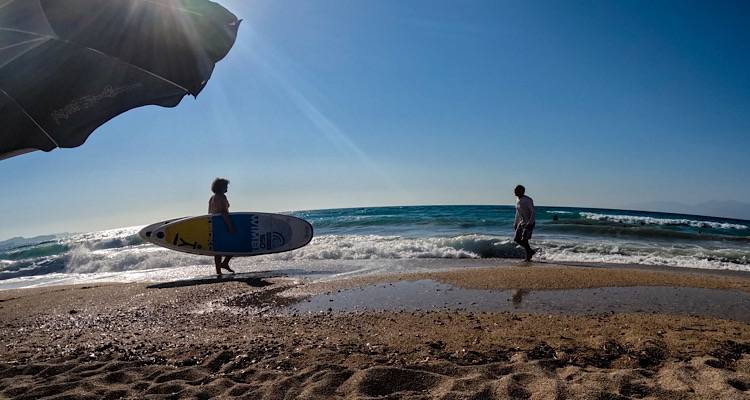 &Lambda;ή&mu;&nu;&omicron;&sigmaf;: &Alpha;&upsilon;&xi;&eta;&mu;έ&nu;&epsilon;&sigmaf; &kappa;&lambda;ή&sigma;&epsilon;&iota;&sigmaf; &sigma;&tau;&omicron; &Epsilon;&Kappa;&Alpha;&Beta; &gamma;&iota;&alpha; &lambda;&iota;&pi;&omicron;&theta;&upsilon;&mu;&iota;&kappa;ά &epsilon;&pi;&epsilon;&iota;&sigma;ό&delta;&iota;&alpha; &lambda;ό&gamma;&omega; &zeta;έ&sigma;&tau;&eta;&sigmaf;
