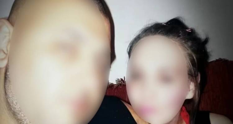 &Tau;&omicron;&nu; 43&chi;&rho;&omicron;&nu;&omicron; &beta;&lambda;έ&pi;&omicron;&upsilon;&nu; &sigma;&tau;&eta;&nu; &Epsilon;&Lambda;.&Alpha;&Sigma;. &pi;ί&sigma;&omega; &alpha;&pi;ό &tau;&eta; &delta;&omicron;&lambda;&omicron;&phi;&omicron;&nu;ί&alpha; &tau;&omicron;&upsilon; &beta;&rho;έ&phi;&omicron;&upsilon;&sigmaf; -&laquo;&Pi;&rho;&omicron;&sigma;&pi;&alpha;&theta;&omicron;ύ&sigma;&alpha; &nu;&alpha; &sigma;&pi;ά&sigma;&omega; &tau;&omicron;&nu; &pi;ά&gamma;&omicron; &mu;&epsilon; &tau;&omicron; &mu;&alpha;&chi;&alpha;ί&rho;&iota;&raquo;, &omicron; &alpha;&nu;&alpha;&tau;&rho;&iota;&chi;&iota;&alpha;&sigma;&tau;&iota;&kappa;ό&sigmaf; &iota;&sigma;&chi;&upsilon;&rho;&iota;&sigma;&mu;ό&sigmaf; &tau;&omicron;&upsilon;
