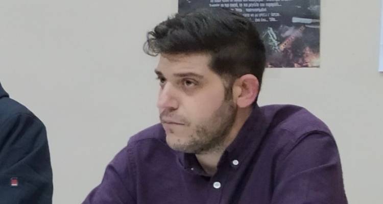 &Omicron; &Sigma;&pi;ύ&rho;&omicron;&sigmaf; &Pi;&lambda;ά&nu;&tau;&zeta;&omicron;&sigmaf; &gamma;&iota;&alpha; &tau;&omicron; &pi;&omicron;&lambda;ύ&nu;&epsilon;&kappa;&rho;&omicron; &nu;&alpha;&upsilon;ά&gamma;&iota;&omicron; &mu;&epsilon;&tau;&alpha;&nu;&alpha;&sigma;&tau;ώ&nu; &sigma;&tau;&alpha; &alpha;&nu;&omicron;&iota;&chi;&tau;ά &tau;&eta;&sigmaf; &Pi;ύ&lambda;&omicron;&upsilon;