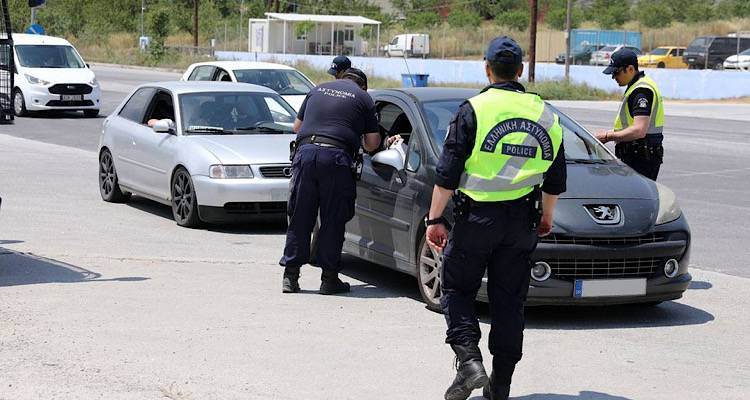 Πάνω από 26.000 αστυνομικοί έλεγχοι στο Βόρειο Αιγαίο τον Απρίλιο | 694 συλλήψεις