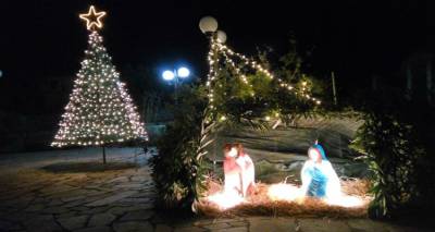 &Phi;&omega;&tau;&alpha;&gamma;ώ&gamma;&eta;&sigma;&eta; &Chi;&rho;&iota;&sigma;&tau;&omicron;&upsilon;&gamma;&epsilon;&nu;&nu;&iota;ά&tau;&iota;&kappa;&omicron;&upsilon; &delta;έ&nu;&tau;&rho;&omicron;&upsilon; &sigma;&tau;&omicron;&nu; &Mu;&omicron;ύ&delta;&rho;&omicron;