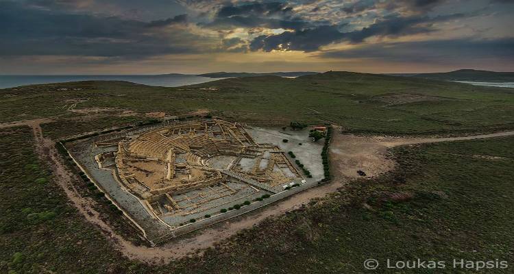 YouGoCulture: &Pi;&epsilon;&rho;&iota;ή&gamma;&eta;&sigma;&eta; &sigma;&tau;&omicron;&nu; &pi;&omicron;&lambda;&iota;&tau;&iota;&sigma;&mu;ό &tau;&eta;&sigmaf; &Lambda;ή&mu;&nu;&omicron;&upsilon; &mu;&epsilon; έ&nu;&alpha; &kappa;&lambda;&iota;&kappa;!