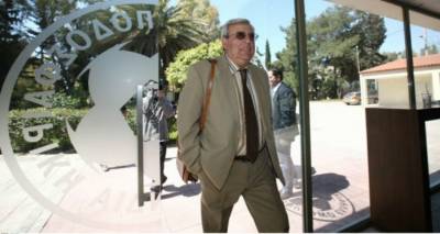 &Epsilon;&mu;&pi;&rho;&eta;&sigma;&mu;ό&sigmaf; &sigma;&tau;&omicron; &alpha;&upsilon;&tau;&omicron;&kappa;ί&nu;&eta;&tau;&omicron; &tau;&omicron;&upsilon; &pi;&rho;&omicron;έ&delta;&rho;&omicron;&upsilon; &tau;&eta;&sigmaf; &Epsilon;&Pi;&Sigma; &Lambda;έ&sigma;&beta;&omicron;&upsilon;