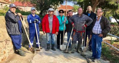 &Lambda;ή&mu;&nu;&omicron;&sigmaf;: 100 &pi;&iota;&kappa;&rho;&omicron;&delta;ά&phi;&nu;&epsilon;&sigmaf; &theta;&alpha; &kappa;&omicron;&sigma;&mu;&omicron;ύ&nu; &pi;&lambda;έ&omicron;&nu; &tau;&eta;&nu; &Kappa;&alpha;&lambda;&lambda;&iota;&theta;έ&alpha;! (photos)