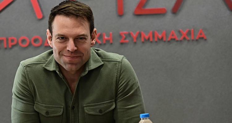 &Sigma;&tau;έ&phi;&alpha;&nu;&omicron;&sigmaf; &Kappa;&alpha;&sigma;&sigma;&epsilon;&lambda;ά&kappa;&eta;&sigmaf;: &Pi;&rho;ό&tau;&epsilon;&iota;&nu;&epsilon; &nu;&alpha; &gamma;ί&nu;&omicron;&upsilon;&nu; &tau;&alpha; &alpha;&lambda;&beta;&alpha;&nu;&iota;&kappa;ά &gamma;&lambda;ώ&sigma;&sigma;&alpha; &epsilon;&pi;&iota;&lambda;&omicron;&gamma;ή&sigmaf; &sigma;&tau;&alpha; &sigma;&chi;&omicron;&lambda;&epsilon;ί&alpha; &kappa;&alpha;&iota; &tau;&alpha; &epsilon;&lambda;&lambda;&eta;&nu;&iota;&kappa;ά &sigma;&tau;&eta;&nu; &Alpha;&lambda;&beta;&alpha;&nu;ί&alpha;