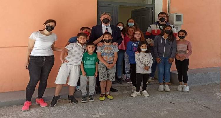 &Tau;&omicron; &laquo;1,2,3&hellip;&Omicron;&iota;&kappa;&omicron;&nu;&omicron;&mu;ί&alpha;!&raquo; έ&rho;&chi;&epsilon;&tau;&alpha;&iota; &sigma;&epsilon; &sigma;&chi;&omicron;&lambda;&epsilon;ί&alpha; &tau;&eta;&sigmaf; &Lambda;ή&mu;&nu;&omicron;&upsilon; &kappa;&alpha;&iota; &tau;&omicron;&upsilon; &Alpha;&gamma;ί&omicron;&upsilon; &Epsilon;&upsilon;&sigma;&tau;&rho;&alpha;&tau;ί&omicron;&upsilon;