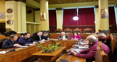 &Sigma;&upsilon;&nu;ά&nu;&tau;&eta;&sigma;&eta; &Kappa;&alpha;&lambda;&omicron;&gamma;ή&rho;&omicron;&upsilon; - &Tau;&sigma;&iota;&rho;ώ&nu;&eta;