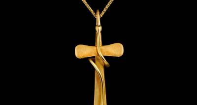 &Lambda;ή&mu;&nu;&omicron;&sigmaf;: &Chi;ά&theta;&eta;&kappa;&epsilon; &chi;&rho;&upsilon;&sigma;ό&sigmaf; &sigma;&tau;&alpha;&upsilon;&rho;ό&sigmaf; &upsilon;&psi;&eta;&lambda;ή&sigmaf; &sigma;&upsilon;&nu;&alpha;&iota;&sigma;&theta;&eta;&mu;&alpha;&tau;&iota;&kappa;ή&sigmaf; &alpha;&xi;ί&alpha;&sigmaf;