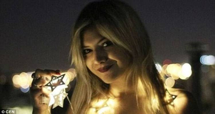 &Gamma;&upsilon;&nu;&alpha;ί&kappa;&alpha; έ&kappa;&omicron;&psi;&epsilon; &tau;&omicron; &mu;ό&rho;&iota;&omicron; ά&nu;&delta;&rho;&alpha; &mu;&epsilon; &psi;&alpha;&lambda;ί&delta;&alpha; &kappa;&alpha;&tau;ά &tau;&eta; &delta;&iota;ά&rho;&kappa;&epsilon;&iota;&alpha; &epsilon;&rho;&omega;&tau;&iota;&kappa;&omicron;ύ &pi;&alpha;&iota;&chi;&nu;&iota;&delta;&iota;&omicron;ύ
