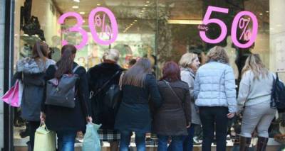 &Lambda;ή&mu;&nu;&omicron;&sigmaf;: &Alpha;&pi;ό &alpha;ύ&rho;&iota;&omicron; &eta; &epsilon;&nu;&delta;&iota;ά&mu;&epsilon;&sigma;&eta; &epsilon;&kappa;&pi;&tau;&omega;&tau;&iota;&kappa;ή &pi;&epsilon;&rho;ί&omicron;&delta;&omicron;&sigmaf; &Nu;&omicron;&epsilon;&mu;&beta;&rho;ί&omicron;&upsilon; 2017