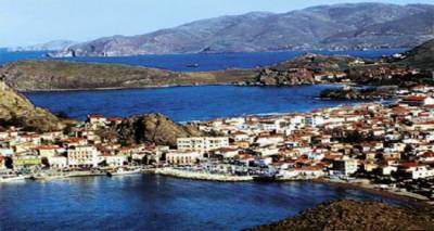 &Kappa;&alpha;&tau;ά &tau;ό&pi;&omicron;&upsilon;&sigmaf; &eta;&lambda;&iota;&omicron;&phi;ά&nu;&epsilon;&iota;&alpha; &sigma;ή&mu;&epsilon;&rho;&alpha; &sigma;&tau;&eta; &Lambda;ή&mu;&nu;&omicron; (mp3)