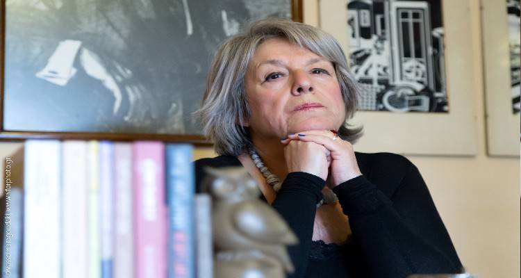 &Kappa;ώ&sigma;&tau;&iota;&alpha; &Kappa;&omicron;&nu;&tau;&omicron;&lambda;έ&omega;&nu; &gamma;&iota;&alpha; &tau;&omicron; &nu;έ&omicron; &tau;&eta;&sigmaf; &beta;&iota;&beta;&lambda;ί&omicron;: &laquo;&Alpha;&upsilon;&tau;ό &pi;&omicron;&upsilon; έ&gamma;&iota;&nu;&epsilon; &sigma;&tau;&omicron; &nu;&eta;&sigma;ί &tau;&eta;&sigmaf; &Lambda;ή&mu;&nu;&omicron;&upsilon; ή&tau;&alpha;&nu; έ&nu;&alpha; &gamma;&epsilon;&gamma;&omicron;&nu;ό&sigmaf; &pi;&omicron;&upsilon; &sigma;&upsilon;&nu;&tau;ά&rho;&alpha;&xi;&epsilon;&raquo;