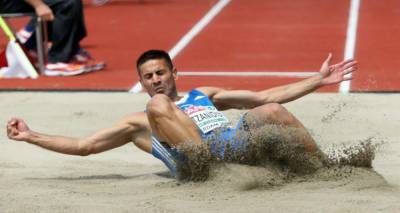 &Omicron; &Mu;&iota;&chi;ά&lambda;&eta;&sigmaf; &Mu;&epsilon;&rho;&tau;&zeta;&alpha;&nu;ί&delta;&eta;&sigmaf; &epsilon;&pi;&iota;&sigma;&tau;&rho;έ&phi;&epsilon;&iota; &sigma;&tau;&eta; &Lambda;ή&mu;&nu;&omicron; | &Pi;ή&rho;&epsilon; &mu;&epsilon;&tau;&alpha;&gamma;&rho;&alpha;&phi;ή &sigma;&tau;&eta;&nu; &Eta;&phi;&alpha;&iota;&sigma;&tau;ί&alpha; &Kappa;&omicron;&nu;&tau;&omicron;&pi;&omicron;&upsilon;&lambda;ί&omicron;&upsilon;