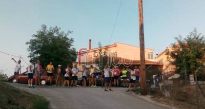 &Lambda;ή&mu;&nu;&omicron;&sigmaf;: Έ&tau;&rho;&epsilon;&xi;&alpha;&nu; &kappa;&alpha;&iota; &phi;έ&tau;&omicron;&sigmaf; &sigma;&tau;&omicron;&nu; &laquo;&Delta;&rho;ό&mu;&omicron; &pi;&rho;&omicron;&sigmaf; &tau;&eta;&nu; &Epsilon;&lambda;&epsilon;&upsilon;&theta;&epsilon;&rho;ί&alpha;&raquo; (photos &amp; video)