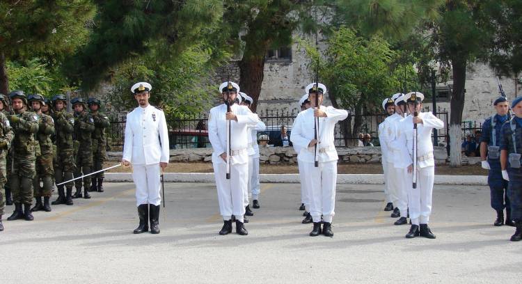 Το Πολεμικό Ναυτικό τίμησε την 103η Επέτειο Απελευθέρωσης της Λήμνου (photos)