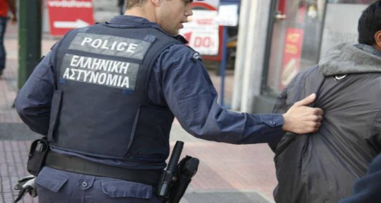 Σύλληψη άνδρα στη Λήμνο για παράνομη διαμονή