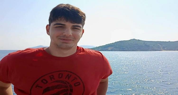 Ένα δικό μας παιδί, πρώτος και αριστούχος στο Πρότυπο Λύκειο Θεσσαλονίκης