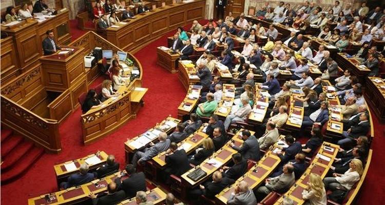 &Sigma;&Upsilon;&Rho;&Iota;&Zeta;&Alpha;: &Alpha;&nu;&alpha;&kappa;&omicron;ί&nu;&omega;&sigma;&eta; &alpha;&pi;ό &tau;&omicron;&upsilon;&sigmaf; 15 &beta;&omicron;&upsilon;&lambda;&epsilon;&upsilon;&tau;έ&sigmaf; &pi;&omicron;&upsilon; &delta;&eta;&lambda;ώ&nu;&omicron;&upsilon;&nu; ό&tau;&iota; &tau;&omicron; &laquo;&nu;&alpha;&iota;&raquo; &delta;&epsilon;&nu; &epsilon;ί&nu;&alpha;&iota; &laquo;&nu;&alpha;&iota;&raquo; &sigma;&epsilon; &mu;έ&tau;&rho;&alpha; &lambda;&iota;&tau;ό&tau;&eta;&tau;&alpha;&sigmaf;