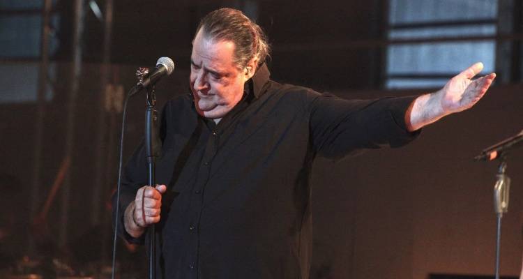 &Beta;&alpha;&sigma;ί&lambda;&eta;&sigmaf; &Kappa;&alpha;&rho;&rho;ά&sigmaf;: &Eta; &epsilon;&pi;&iota;&theta;&upsilon;&mu;ί&alpha; &tau;&eta;&sigmaf; &omicron;&iota;&kappa;&omicron;&gamma;έ&nu;&epsilon;&iota;ά&sigmaf; &tau;&omicron;&upsilon; &gamma;&iota;&alpha; &tau;&omicron; &tau;&epsilon;&lambda;&epsilon;&upsilon;&tau;&alpha;ί&omicron; &laquo;&alpha;&nu;&tau;ί&omicron;&raquo;