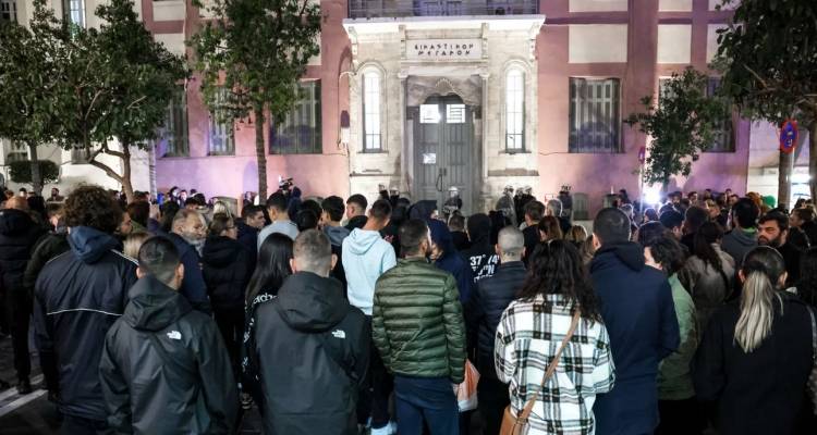 &Kappa;&alpha;&kappa;&omicron;&pi;&omicron;ί&eta;&sigma;&eta; 3&chi;&rho;&omicron;&nu;&omicron;&upsilon; &sigma;&tau;&omicron; &Eta;&rho;ά&kappa;&lambda;&epsilon;&iota;&omicron;: &Pi;&rho;&omicron;&phi;&upsilon;&lambda;&alpha;&kappa;ί&sigma;&tau;&eta;&kappa;&alpha;&nu; &eta; &mu;&eta;&tau;έ&rho;&alpha; &tau;&omicron;&upsilon; &kappa;&alpha;&iota; &omicron; &sigma;ύ&nu;&tau;&rho;&omicron;&phi;ό&sigmaf; &tau;&eta;&sigmaf; &mu;&epsilon;&tau;ά &tau;&iota;&sigmaf; &alpha;&pi;&omicron;&lambda;&omicron;&gamma;ί&epsilon;&sigmaf; &tau;&omicron;&upsilon;&sigmaf;