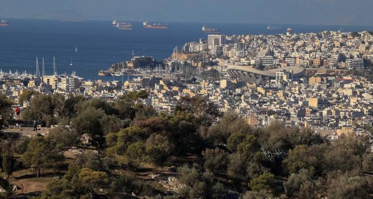 &Mu;&upsilon;&sigma;&tau;ή&rho;&iota;&omicron; &mu;&epsilon; &tau;&eta;&nu; έ&nu;&tau;&omicron;&nu;&eta; &omicron;&sigma;&mu;ή &alpha;&epsilon;&rho;ί&omicron;&upsilon; &sigma;&tau;&eta;&nu; &Alpha;&tau;&tau;&iota;&kappa;ή | &laquo;&Kappa;&alpha;&mu;ί&alpha; &delta;&iota;&alpha;&rho;&rho;&omicron;ή ή &beta;&lambda;ά&beta;&eta; &sigma;&tau;&omicron; &sigma;ύ&sigma;&tau;&eta;&mu;&alpha;&raquo;, &lambda;έ&nu;&epsilon; &omicron;&iota; &Alpha;&rho;&chi;έ&sigmaf;
