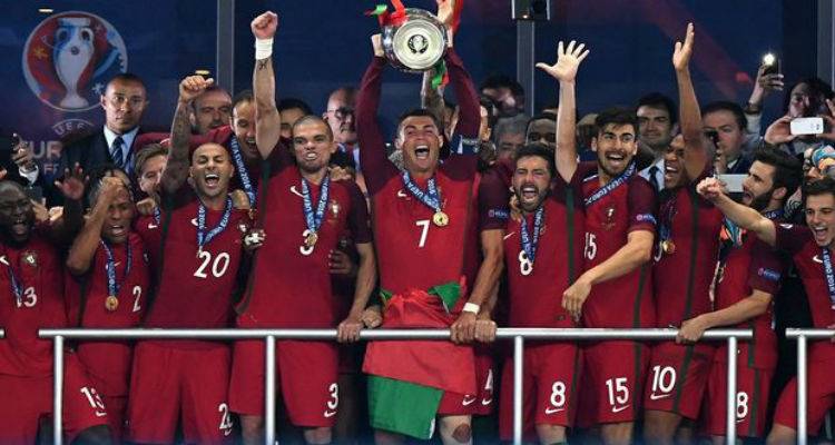 &Pi;&rho;&omega;&tau;&alpha;&theta;&lambda;ή&tau;&rho;&iota;&alpha; &Epsilon;&upsilon;&rho;ώ&pi;&eta;&sigmaf; &eta; &Pi;&omicron;&rho;&tau;&omicron;&gamma;&alpha;&lambda;ί&alpha; | &Nu;ί&kappa;&eta;&sigma;&epsilon; 1-0 &tau;&eta; &Gamma;&alpha;&lambda;&lambda;ί&alpha; &mu;έ&sigma;&alpha; &sigma;&tau;&omicron; &Pi;&alpha;&rho;ί&sigma;&iota;