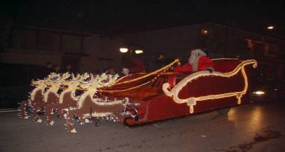 Ο Άη Βασίλης πάει στη αγορά της Μύρινας