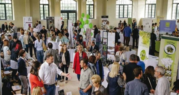 3&eta; Gourmet Exhibition: &Eta; &Lambda;ή&mu;&nu;&omicron;&sigmaf; &tau;&iota;&mu;ά&tau;&alpha;&iota; &omega;&sigmaf; έ&nu;&alpha;&sigmaf; &xi;&epsilon;&chi;&omega;&rho;&iota;&sigma;&tau;ό&sigmaf; &gamma;&alpha;&sigma;&tau;&rho;&omicron;&nu;&omicron;&mu;&iota;&kappa;ό&sigmaf; &pi;&alpha;&rho;ά&delta;&epsilon;&iota;&sigma;&omicron;&sigmaf;!