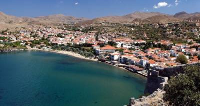 &Lambda;ή&mu;&nu;&omicron;&sigmaf;: &Alpha;&nu;&tau;&iota;&kappa;&epsilon;&iota;&mu;&epsilon;&nu;&iota;&kappa;έ&sigmaf; &alpha;&xi;ί&epsilon;&sigmaf; | &laquo;&Epsilon;&pi;&iota;&pi;&lambda;έ&omicron;&nu; &epsilon;&pi;&iota;&delta;&epsilon;ί&nu;&omega;&sigma;&eta; &kappa;&alpha;&iota; &nu;έ&alpha; &alpha;ύ&xi;&eta;&sigma;&eta;&raquo; (&pi;ί&nu;&alpha;&kappa;&epsilon;&sigmaf;)