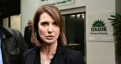 ΠΑΣΟΚ: Αναστολή κομματικής ιδιότητας για έναν χρόνο στην Μπατζελή η εισήγηση της ΕΔΕΚΑΠ