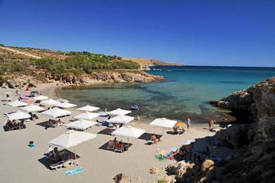 Αποδράσεις σε παραλίες της Λήμνου με λεωφορεία του ΚΤΕΛ | Δείτε τα δρομολόγια