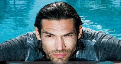 Έ&phi;&tau;&alpha;&sigma;&epsilon; &Lambda;ή&mu;&nu;&omicron; &omicron; &Gamma;&iota;ά&nu;&nu;&eta;&sigmaf; &Sigma;&pi;&alpha;&lambda;&iota;ά&rho;&alpha;&sigmaf; | &Omicron;&iota; &pi;&rho;ώ&tau;&epsilon;&sigmaf; &tau;&omicron;&upsilon; &phi;&omega;&tau;&omicron;&gamma;&rho;&alpha;&phi;ί&epsilon;&sigmaf; &alpha;&pi;ό &tau;&omicron; &nu;&eta;&sigma;ί