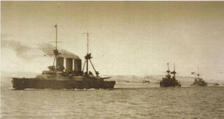 &Eta; &laquo;&delta;&iota;&pi;&lambda;&omega;&mu;&alpha;&tau;&iota;&kappa;ή &pi;&epsilon;&rho;&iota;&pi;έ&tau;&epsilon;&iota;&alpha;&raquo; &tau;&omega;&nu; &nu;&eta;&sigma;&iota;ώ&nu; &tau;&omicron;&upsilon; &Beta;.&Alpha;. &Alpha;&iota;&gamma;&alpha;ί&omicron;&upsilon; 1912-1923