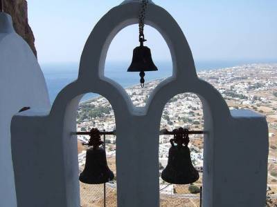 Με τον ήχο της… καμπάνας θα ειδοποιηθεί η Λήμνος σε περίπτωση έκτακτης ανάγκης; | Δεν ήχησαν οι σειρήνες στη Λήμνο