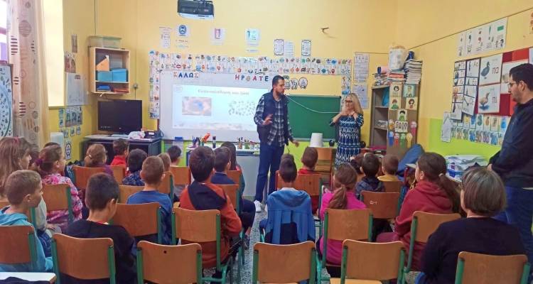 &Epsilon;&kappa;&pi;&alpha;&iota;&delta;&epsilon;&upsilon;&tau;&iota;&kappa;ό &pi;&rho;ό&gamma;&rho;&alpha;&mu;&mu;&alpha; &tau;&eta;&sigmaf; &Pi;&alpha;&nu;&epsilon;&lambda;&lambda;&alpha;&delta;&iota;&kappa;ή&sigmaf; &Phi;&iota;&lambda;&omicron;&zeta;&omega;&iota;&kappa;ή&sigmaf; &Pi;&epsilon;&rho;&iota;&beta;&alpha;&lambda;&lambda;&omicron;&nu;&tau;&iota;&kappa;ή&sigmaf; &Omicron;&mu;&omicron;&sigma;&pi;&omicron;&nu;&delta;ί&alpha;&sigmaf; &sigma;&tau;&eta; &Lambda;ή&mu;&nu;&omicron;