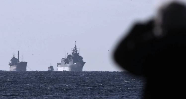 &Tau;&omicron;&upsilon;&rho;&kappa;&omicron;&lambda;&iota;&beta;&upsilon;&kappa;ό &mu;&nu;&eta;&mu;ό&nu;&iota;&omicron;: &Alpha;&iota;&phi;&nu;&iota;&delta;&iota;&alpha;&sigma;&mu;ό&sigmaf; &sigma;&tau;&eta;&nu; &Alpha;&theta;ή&nu;&alpha; &alpha;&pi;ό &tau;&eta; &sigma;&tau;&rho;&omicron;&phi;ή &Chi;ά&phi;&tau;&alpha;&rho; | &Pi;ώ&sigmaf; &delta;&iota;&alpha;&beta;ά&zeta;&epsilon;&iota; &tau;&iota;&sigmaf; &epsilon;&xi;&epsilon;&lambda;ί&xi;&epsilon;&iota;&sigmaf;, &tau;&alpha; &pi;&iota;&theta;&alpha;&nu;ά &alpha;&nu;&tau;ί&mu;&epsilon;&tau;&rho;&alpha; &mu;έ&sigma;&omega; &Epsilon;&Epsilon;