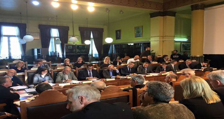 &Pi;&rho;έ&sigma;&beta;&epsilon;&iota;&sigmaf; &chi;&omega;&rho;ώ&nu; &mu;&epsilon;&lambda;ώ&nu; &tau;&eta;&sigmaf; &Epsilon;.&Epsilon;. &sigma;&tau;&eta; &Lambda;έ&sigma;&beta;&omicron; &gamma;&iota;&alpha; &tau;&omicron; &pi;&rho;&omicron;&sigma;&phi;&upsilon;&gamma;&iota;&kappa;ό