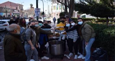 &Lambda;ή&mu;&nu;&omicron;&sigmaf;: &Omicron;&iota; &epsilon;&upsilon;&chi;&alpha;&rho;&iota;&sigma;&tau;ί&epsilon;&sigmaf; &tau;&omicron;&upsilon; &Pi;&rho;&omicron;έ&delta;&rho;&omicron;&upsilon; &tau;&omicron;&upsilon; &Tau;&Epsilon;&Tau;&Delta; &alpha;&nu;&alpha;&phi;&omicron;&rho;&iota;&kappa;ά &mu;&epsilon; &tau;&eta;&nu; &phi;&iota;&lambda;&alpha;&nu;&theta;&rho;&omega;&pi;&iota;&kappa;ή &delta;&rho;ά&sigma;&eta; (video)