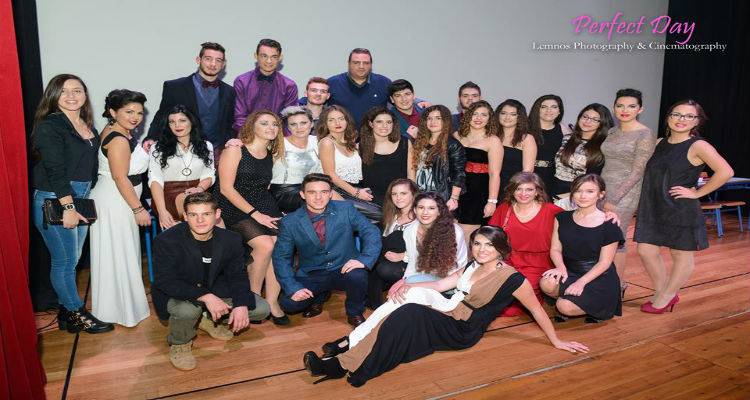 &Nu;&iota;ό&tau;&eta;, &omicron;&mu;&omicron;&rho;&phi;&iota;ά &kappa;&alpha;&iota; &chi;&alpha;&mu;ό&gamma;&epsilon;&lambda;&alpha; &sigma;&tau;&omicron; &chi;&theta;&epsilon;&sigma;&iota;&nu;ό fashion show &tau;&eta;&sigmaf; &Gamma; &Gamma;&Epsilon;&Lambda; &Mu;ύ&rho;&iota;&nu;&alpha;&sigmaf; (photos)
