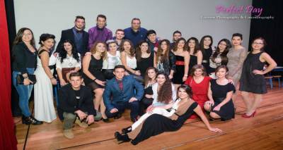 &Nu;&iota;ό&tau;&eta;, &omicron;&mu;&omicron;&rho;&phi;&iota;ά &kappa;&alpha;&iota; &chi;&alpha;&mu;ό&gamma;&epsilon;&lambda;&alpha; &sigma;&tau;&omicron; &chi;&theta;&epsilon;&sigma;&iota;&nu;ό fashion show &tau;&eta;&sigmaf; &Gamma; &Gamma;&Epsilon;&Lambda; &Mu;ύ&rho;&iota;&nu;&alpha;&sigmaf; (photos)