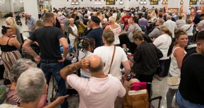 Κατακραυγή για τους  αστρονομικούς μισθούς των επικεφαλής της Thomas Cook