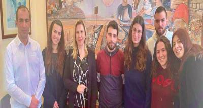 sti-dimarxo-limnou-o-proedros-kai-o-foititikos-syllogos-tis-panepistimiakis-sxolis