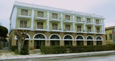 &Eta; &mu;&epsilon;&tau;ά &theta;ά&nu;&alpha;&tau;&omicron;&nu; &pi;&rho;ό&beta;&lambda;&epsilon;&psi;&eta; &gamma;&iota;&alpha; &omicron;&iota;&kappa;&omicron;&nu;&omicron;&mu;&iota;&kappa;ή &epsilon;&nu;ί&sigma;&chi;&upsilon;&sigma;&eta; &tau;&omega;&nu; &upsilon;&pi;&alpha;&lambda;&lambda;ή&lambda;&omega;&nu; &sigma;&epsilon; &xi;&epsilon;&nu;&omicron;&delta;&omicron;&chi;&epsilon;ί&omicron; &tau;&eta;&sigmaf; &Lambda;ή&mu;&nu;&omicron;&upsilon;