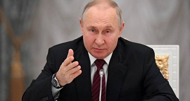 &Pi;&omicron;ύ&tau;&iota;&nu;: Έ&nu;&delta;&epsilon;&iota;&xi;&eta; &epsilon;&mu;&pi;&iota;&sigma;&tau;&omicron;&sigma;ύ&nu;&eta;&sigmaf; &sigma;&tau;&omicron; &pi;&rho;ό&sigma;&omega;&pi;ό &mu;&omicron;&upsilon; &tau;&omicron; &alpha;&pi;&omicron;&tau;έ&lambda;&epsilon;&sigma;&mu;&alpha; &tau;&omega;&nu; &epsilon;&kappa;&lambda;&omicron;&gamma;ώ&nu; | &Tau;&iota; &epsilon;ί&pi;&epsilon; &gamma;&iota;&alpha; &tau;&omicron;&nu; &Nu;&alpha;&beta;ά&lambda;&nu;&iota;