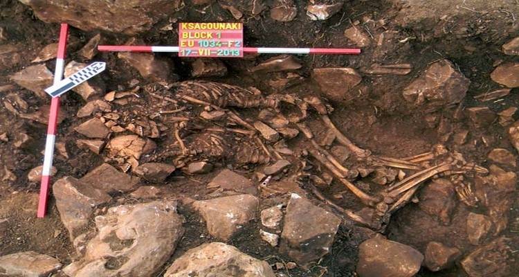 Αγκαλιασμένοι εδώ και 6.000 χρόνια (photos)